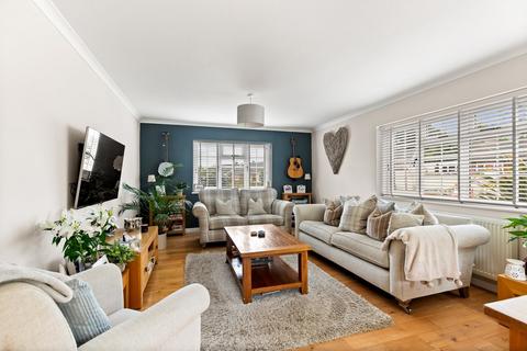 1 Clarence Road, Capel Le Ferne, Folkestone, CT18 7JU