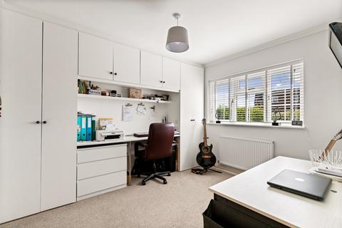 1 Clarence Road, Capel Le Ferne, Folkestone, CT18 7JU