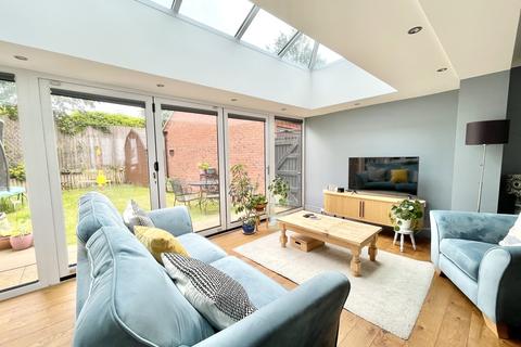 3 bedroom detached house for sale, Longfellow Road, Stratford-upon-Avon CV37