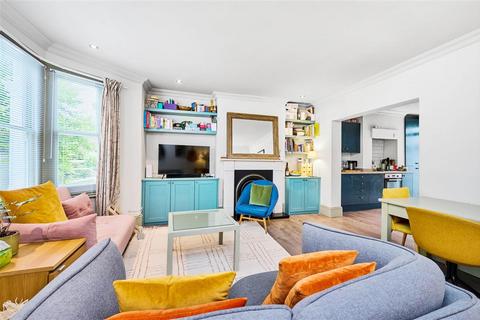 2 bedroom flat for sale, Elm Park, SW2