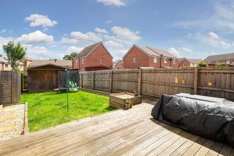 3 bedroom end of terrace house for sale, Holly Lane, Cranbrook, EX5 7FY