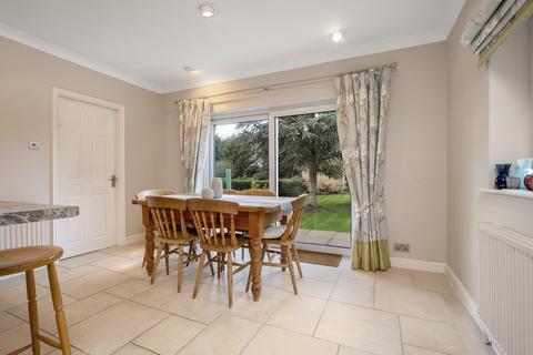 5 bedroom detached house for sale, The Broadway, Leicester LE2