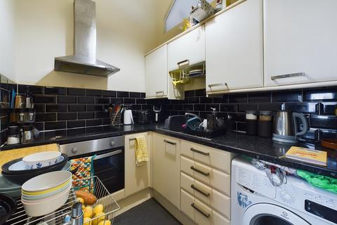 2 bedroom flat for sale, Mutley Plain, Plymouth PL4