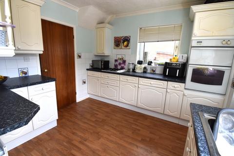 3 bedroom semi-detached house for sale, Redfern Road, Uttoxeter