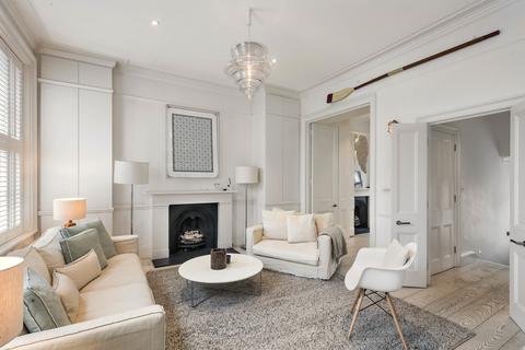 3 bedroom apartment for sale, Sydney Mews, Chelsea SW3