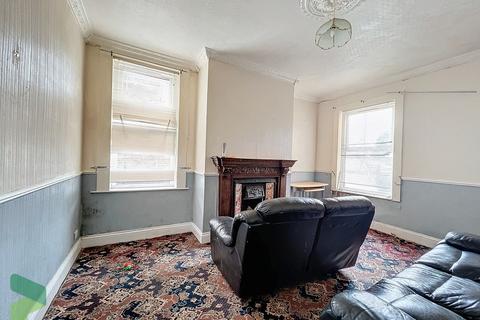 2 bedroom end of terrace house for sale, Newton Street, Darwen