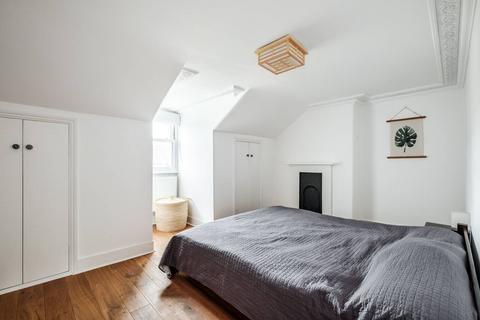 4 bedroom terraced house for sale, Wisteria Road, Hither Green, London, SE13