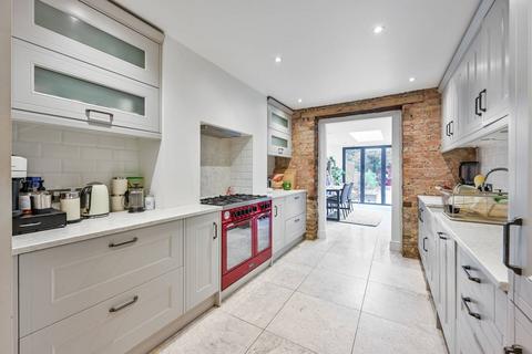 4 bedroom terraced house for sale, Wisteria Road, Hither Green, London, SE13