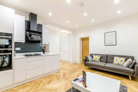 3 bedroom flat to rent, Horn Lane, North Acton, London, W3