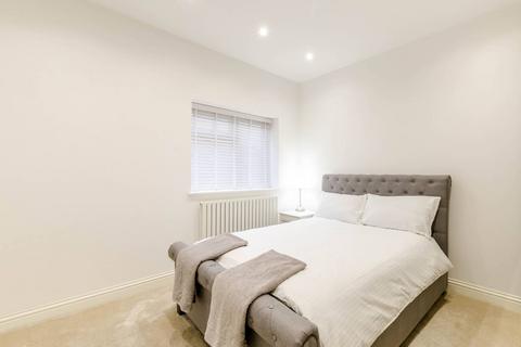 3 bedroom flat to rent, Horn Lane, North Acton, London, W3