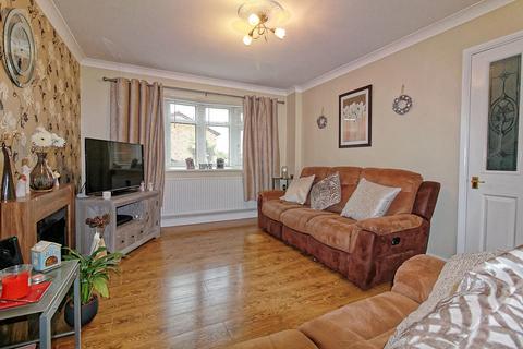 3 bedroom semi-detached house for sale, Shire Close, Leicester