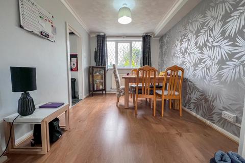 3 bedroom end of terrace house for sale, Curry Road, Grimsby, N.E Lincolnshire, DN34