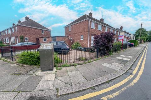 3 bedroom end of terrace house for sale, Curry Road, Grimsby, N.E Lincolnshire, DN34