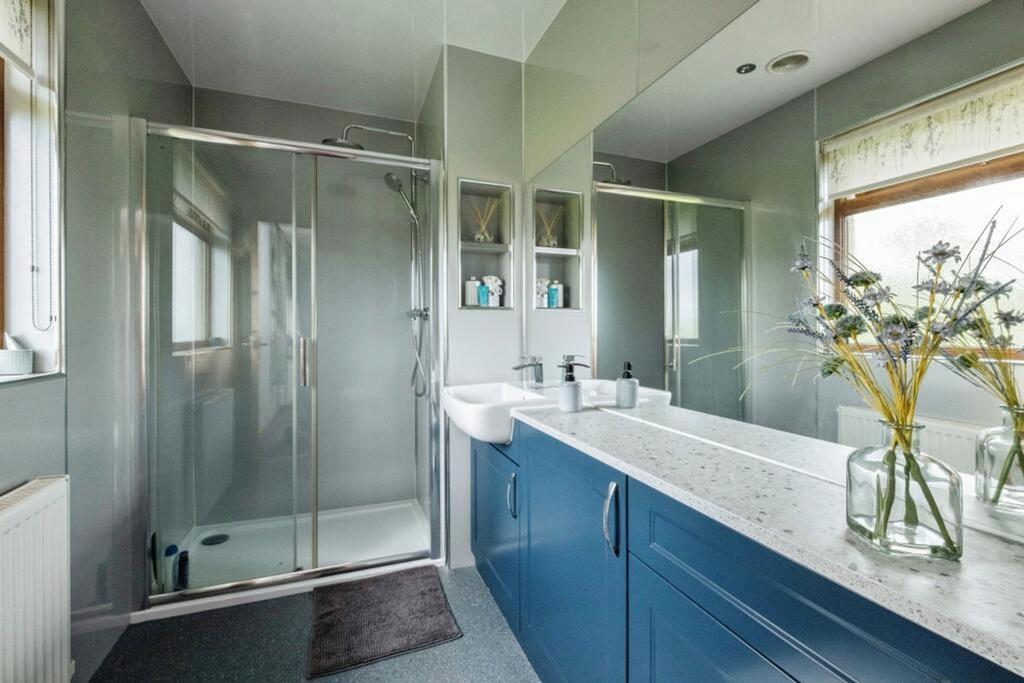 En suite Shower room