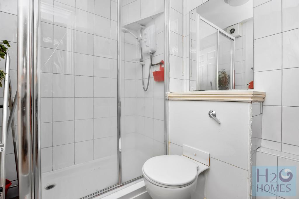 The Octagon, Flat 2 009