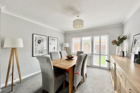 7 Farm Vale, Bexley, DA5 1NJ