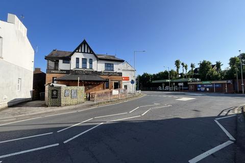 Pub to rent, Chorley Road, Preston PR5