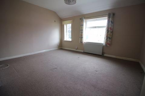 3 bedroom terraced house to rent, Newman Place, Bilston