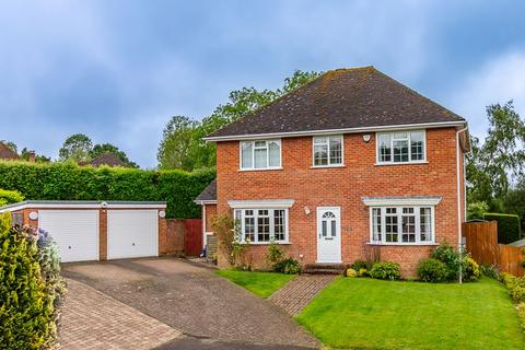 4 bedroom detached house for sale, Pennington Place, Southborough, Tunbridge Wells