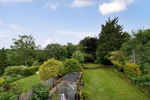 7 Manor Gardens, South Croydon, CR2 7BU
