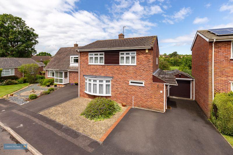 Grasmere Close, Wembdon, Bridgwater 3 bed detached house for sale £