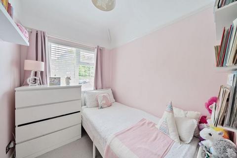 9 Roke Road, Kenley, CR8 5NQ