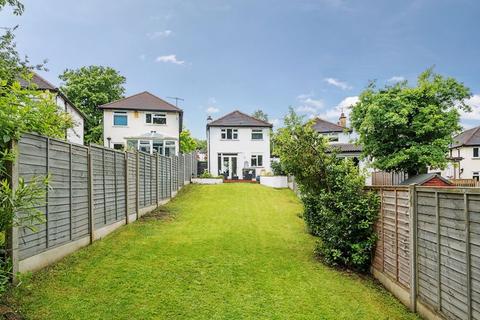 9 Roke Road, Kenley, CR8 5NQ