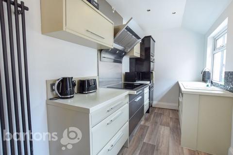 15 Clifton Mount, Rotherham, S65 2AQ
