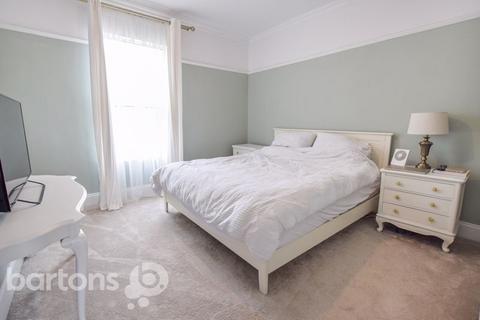 15 Clifton Mount, Rotherham, S65 2AQ