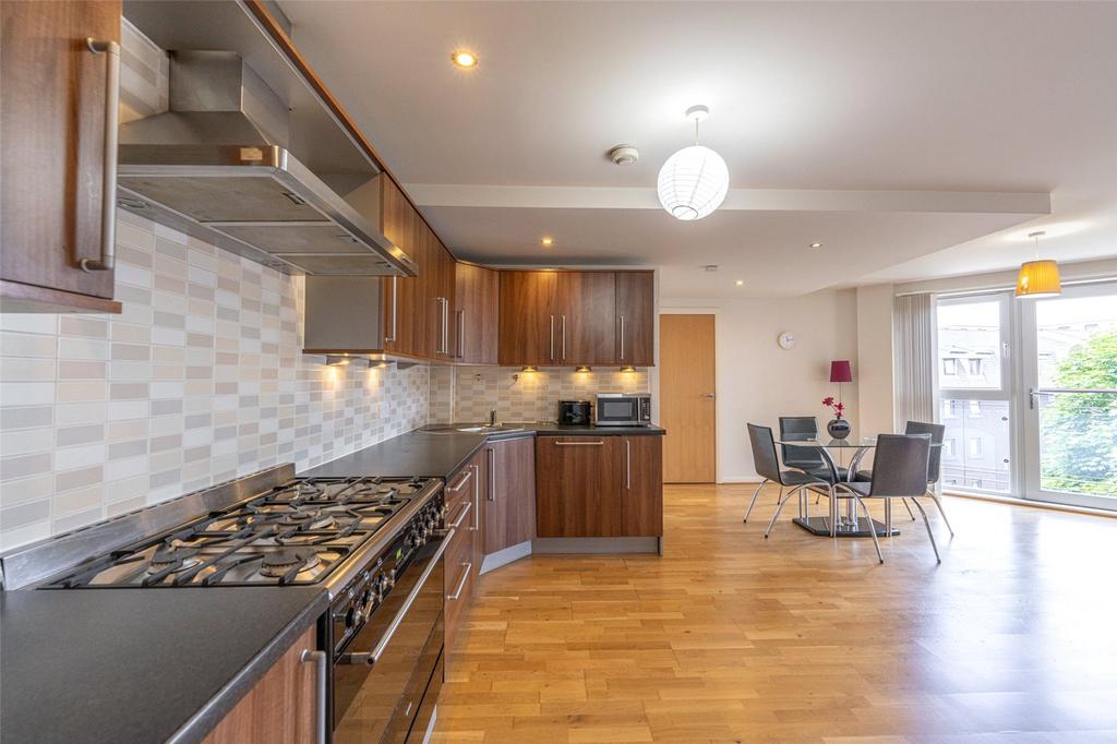 Kitchen Area Alt
