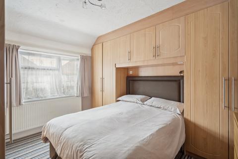 22 Commonwealth Avenue, Hayes, UB3 2PL