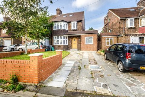 6 bedroom house for sale, Slough Lane, Kingsbury, London, NW9