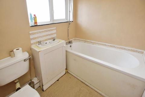 29 Lancelot Road, Exeter, EX4 9BZ
