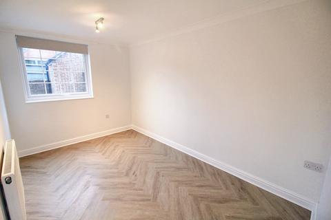 1 bedroom in a house share to rent, Toftes Place, Norwich NR5