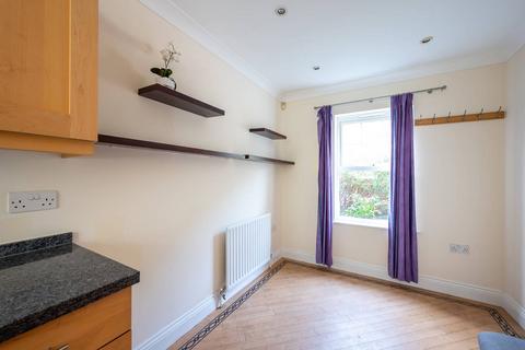 4 bedroom terraced house to rent, Worple Road, Wimbledon, London, SW19