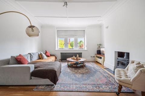 4 bedroom apartment for sale, Avenue Mansions, Finchley Road, Hampstead, London NW3