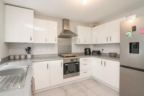 39 Longbourn Crescent, Tamworth, B78 3ES