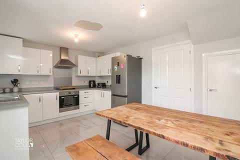 39 Longbourn Crescent, Tamworth, B78 3ES