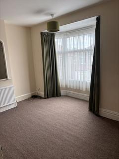 3 bedroom terraced house to rent, Gill Street, Guisborough