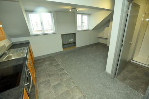 1 bedroom flat to rent, Trafalgar Square, Scarborough YO12