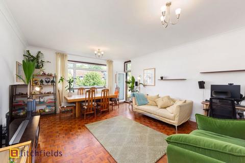 2 bedroom apartment for sale, Herons Lea, Sheldon Avenue, Highgate, N6