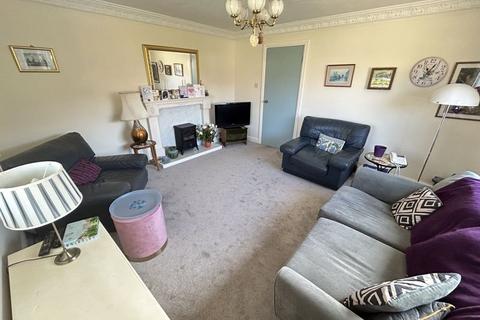 3 bedroom detached bungalow for sale, Marine Gardens, Deganwy