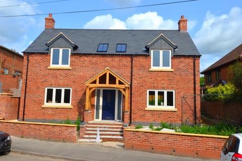 3 bedroom detached house for sale, 11 High Holme Court, High Holme Road, Louth