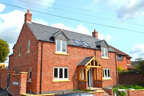 3 bedroom detached house for sale, 11 High Holme Court, High Holme Road, Louth