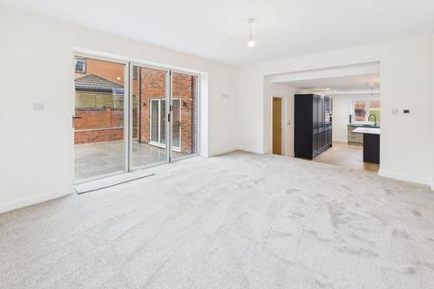 undefined, 11 High Holme Court, High Holme Road, Louth