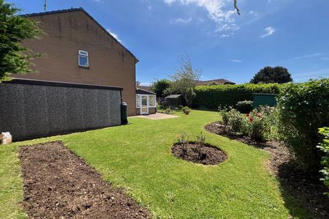 2 bedroom property with land for sale, Kynon Gardens, Middleton-On-Sea