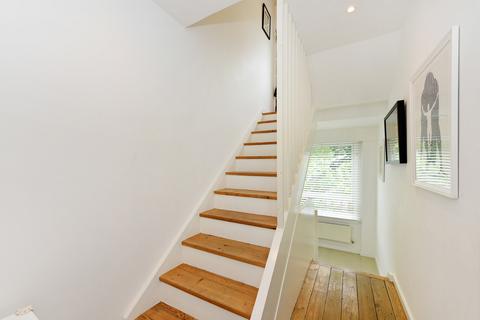 90 Gore Road, London, E9 7HW
