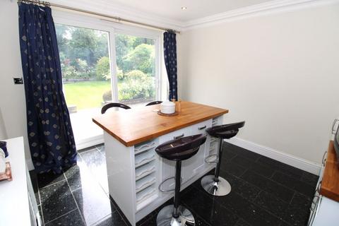 123 Commonfield Road, Banstead, SM7 2JY