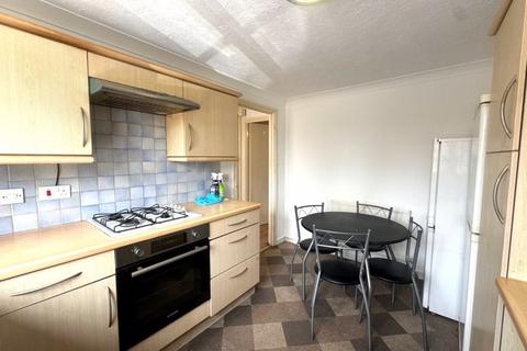 3 bedroom terraced house to rent, Henry Addlington Close, London