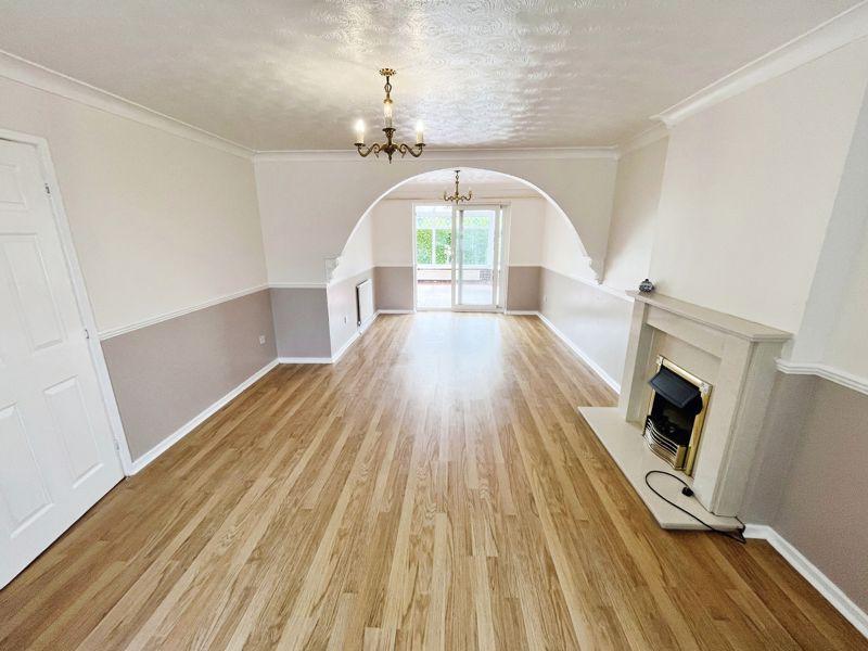 Open Plan Lounge &amp;